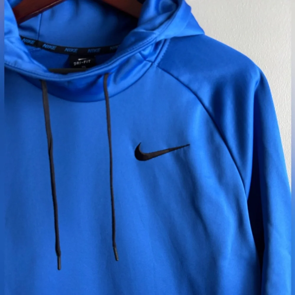 Nike Therma-Fit Hoodie